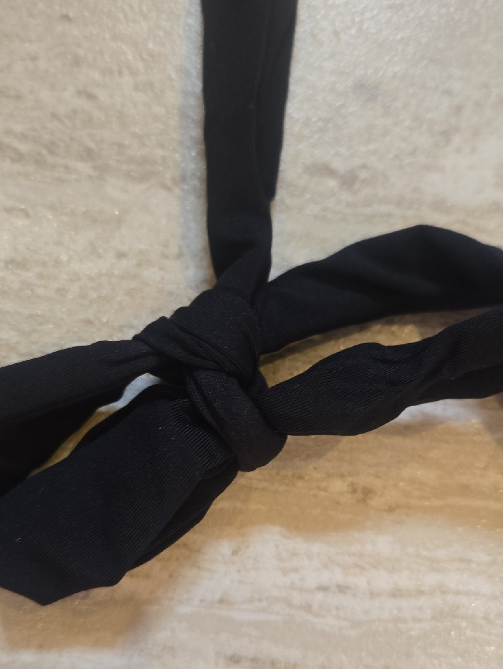 New Kenneth Cole Reaction Black Banded Ruffle Halter Bikini Top - Picture 4 of 9